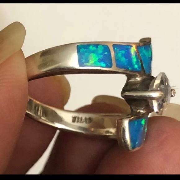 R:3 Blue Fire Opal Solid sterling silver Ring. - Picture 4 of 8